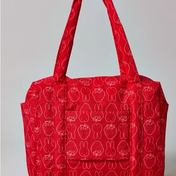 UO Baggu Miffy Small Cloud Carry-On Bag - Picture 8 of 8